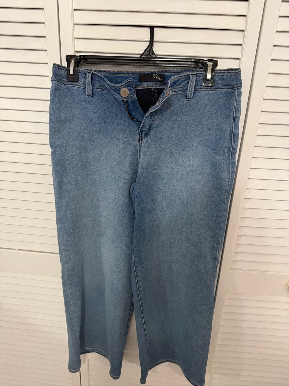 1822 Denim Light Blue Wide Leg Jeans - Flared Crop